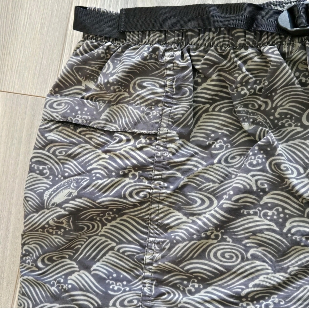 Vintage Patagonia River Shorts Mens XL Fish Print Tribal Wave Belted 5.5" Lined - Picture 5 of 9